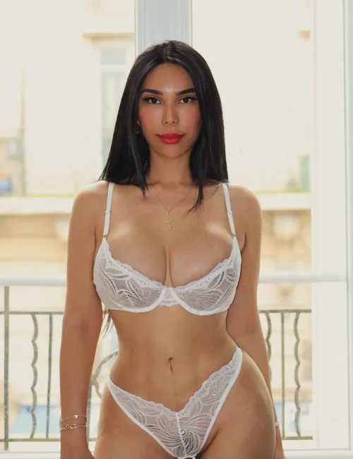 Isabella Filipina photo 2, asian, average, black hair, 165 cm, 60 kg, Large bust, Hong Kong