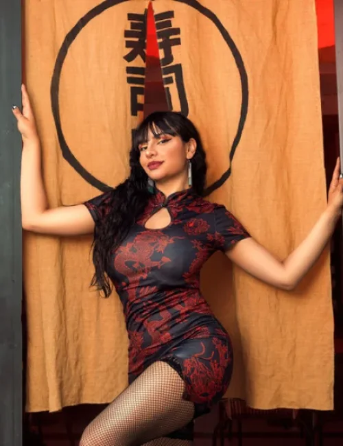 Emma photo 6, european, athletic, black hair, 166 cm, 57 kg, Large bust, Hong Kong