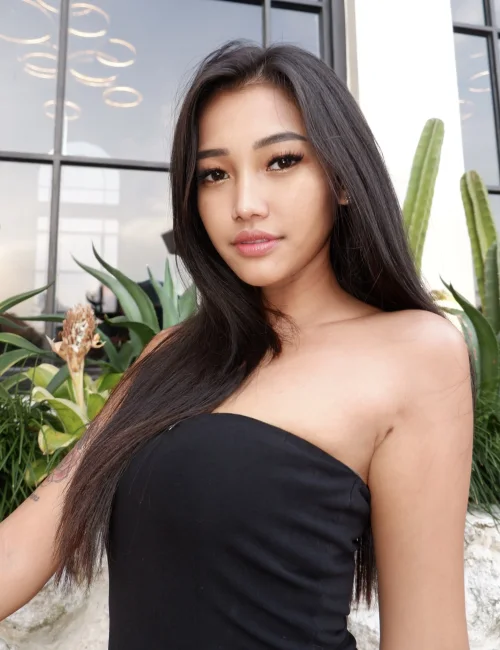 Rachelnaughty photo 8, asian, slim, black hair, 170 cm, 50 kg, Medium bust, Hong Kong