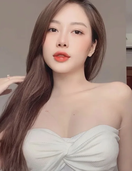 Phoebe photo 4, asian, slim, brunette, 168 cm, 49 kg, Medium bust, Hong Kong