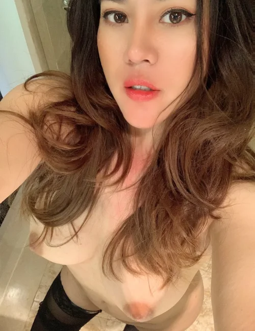 Cher Cremeen photo 7, asian, athletic, brunette, 169 cm, 57 kg, Large bust, Hong Kong