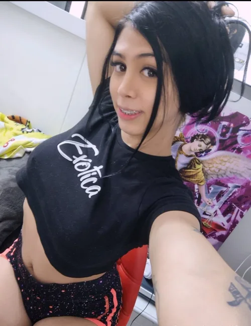 April photo 7, european, athletic, brunette, 166 cm, 52 kg, Small bust, Hong Kong