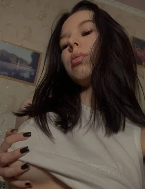 Ksenia photo 1, european, athletic, black hair, 160 cm, 55 kg, Medium bust, Hong Kong