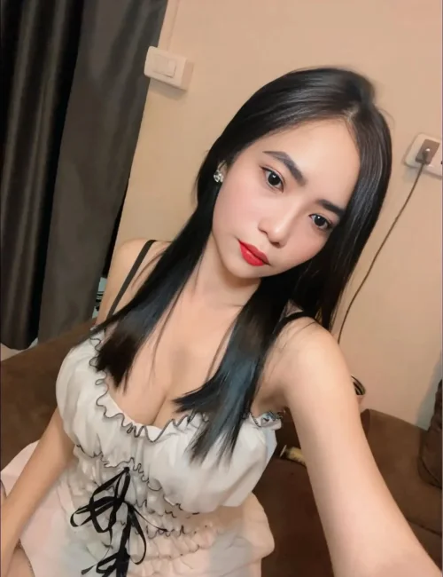 Viana photo 5, asian, slim, black hair, 165 cm, 50 kg, Large bust, Hong Kong