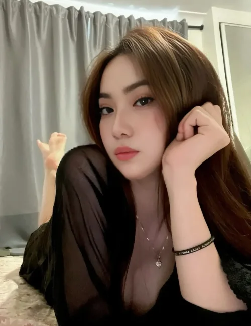 Viana photo 6, asian, slim, black hair, 165 cm, 50 kg, Large bust, Hong Kong