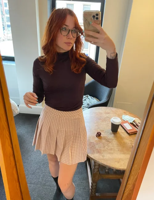 Arvada photo 2, european, slim, red hair, 166 cm, 50 kg, Small bust, Hong Kong