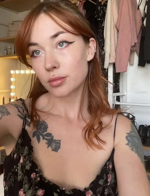 Arvada photo 9, european, slim, red hair, 166 cm, 50 kg, Small bust, Hong Kong