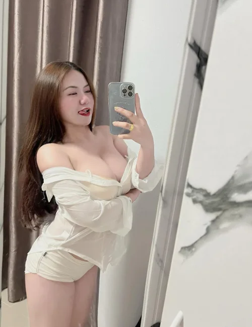 Caca photo 5, asian, petite, brunette, 155 cm, 48 kg, Medium bust, Hong Kong