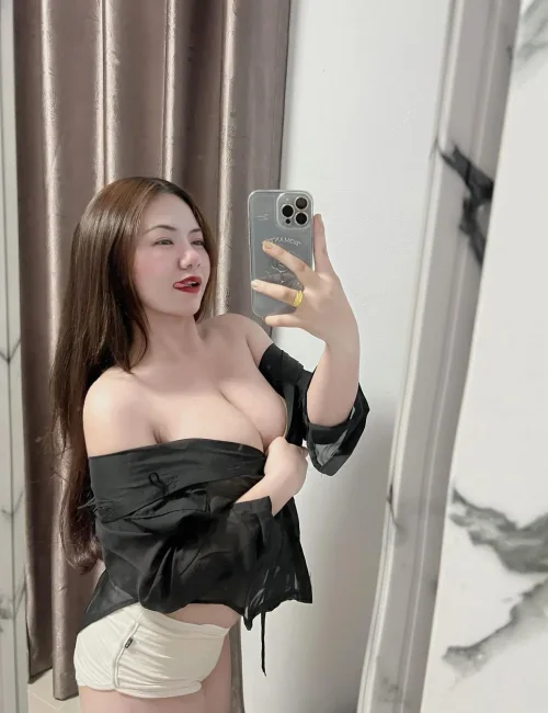 Caca photo 8, asian, petite, brunette, 155 cm, 48 kg, Medium bust, Hong Kong