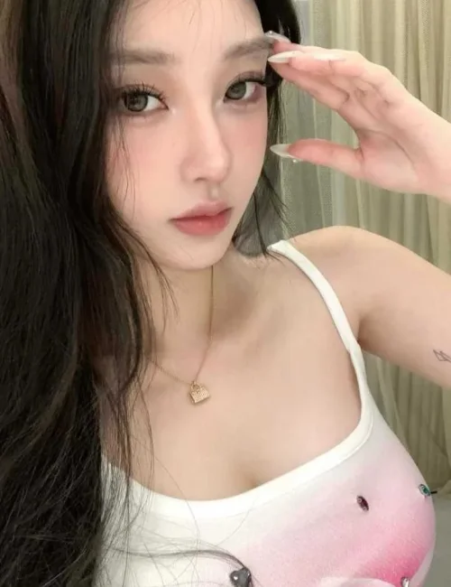 Fei Fei photo 2, asian, slim, brunette, 165 cm, 48 kg, Medium bust, Hong Kong