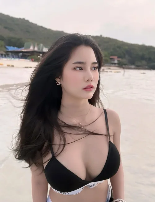Ratnawidi photo 6, asian, slim, black hair, 160 cm, 47 kg, Large bust, Hong Kong