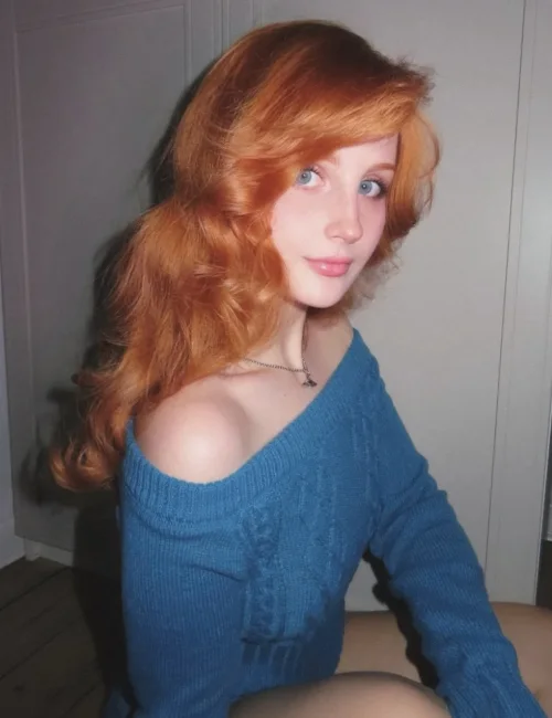 Nydia photo 2, european, athletic, red hair, 170 cm, 55 kg, Large bust, Hong Kong