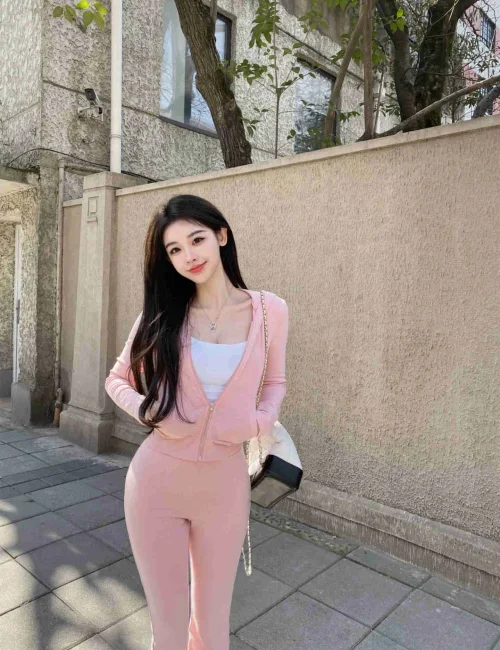 Mery photo 4, asian, slim, black hair, 170 cm, 48 kg, Extra Large bust, Hong Kong