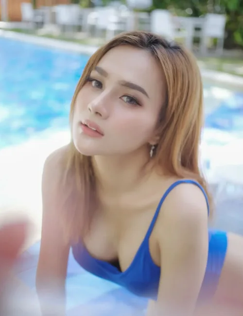 Putri photo 2, asian, slim, brunette, 167 cm, 48 kg, Large bust, Hong Kong