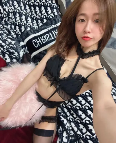 Panida photo 1, asian, slim, brunette, 166 cm, 50 kg, Small bust, Hong Kong