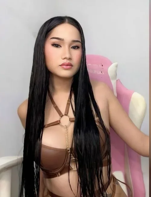 Alexa photo 1, asian, athletic, black hair, 166 cm, 55 kg, Medium bust, Hong Kong