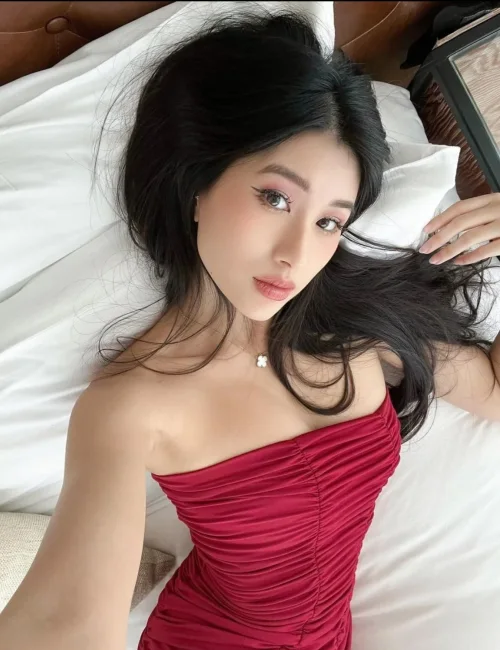 Nathalie photo 3, asian, slim, brunette, 165 cm, 46 kg, Medium bust, Hong Kong