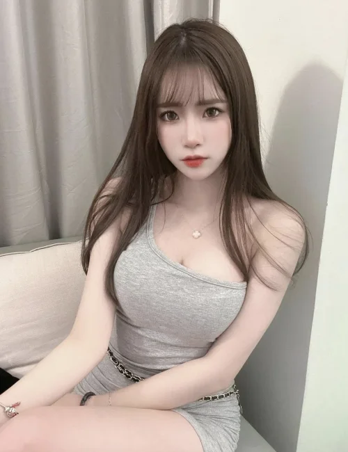 Hui Fen photo 2, asian, slim, black hair, 166 cm, 47 kg, Large bust, Hong Kong