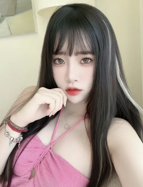 Hui Fen photo 3, asian, slim, black hair, 166 cm, 47 kg, Large bust, Hong Kong