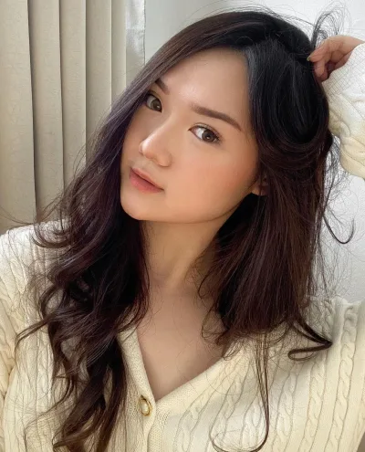 Alena photo 1, asian, athletic, brunette, 160 cm, 55 kg, Small bust, Hong Kong