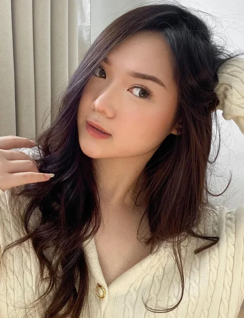 Alena photo 3, asian, athletic, brunette, 160 cm, 55 kg, Small bust, Hong Kong