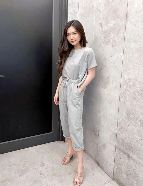 Alena photo 5, asian, athletic, brunette, 160 cm, 55 kg, Small bust, Hong Kong