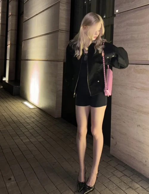 Demerzel photo 6, european, athletic, blonde hair, 168 cm, 55 kg, Large bust, Hong Kong