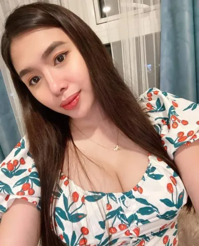 Nida photo 1, asian, athletic, brunette, 163 cm, 50 kg, Large bust, Hong Kong