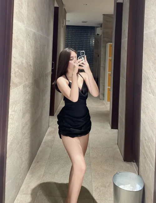 Velisha photo 2, asian, slim, brunette, 168 cm, 49 kg, Medium bust, Hong Kong