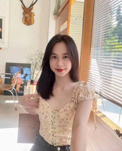 Monica photo 1, asian, slim, brunette, 150 cm, 35 kg, Medium bust, Hong Kong