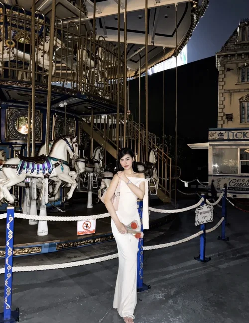 Milin Natural Boobs Student photo 6, asian, petite, black hair, 158 cm, 48 kg, Medium bust, Hong Kong