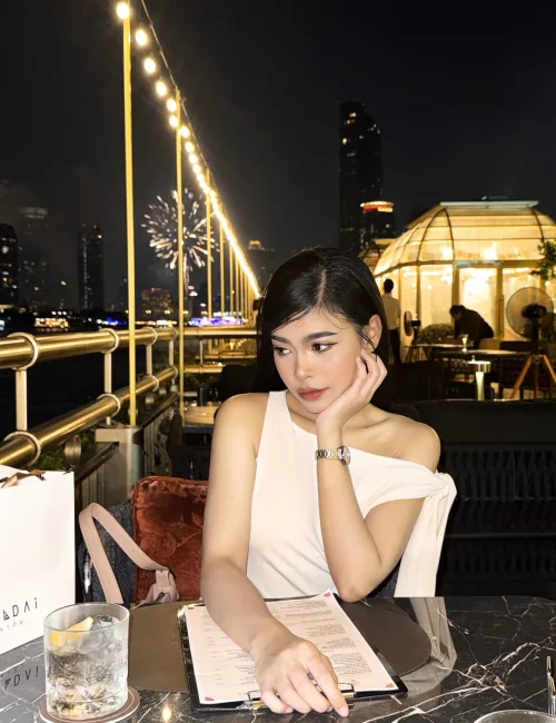 Milin Natural Boobs Student photo 8, asian, petite, black hair, 158 cm, 48 kg, Medium bust, Hong Kong