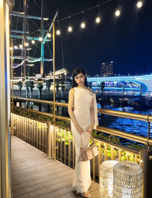 Milin Natural Boobs Student photo 9, asian, petite, black hair, 158 cm, 48 kg, Medium bust, Hong Kong