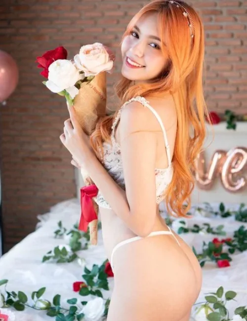 Bella photo 2, asian, athletic, auburn hair, 157 cm, 53 kg, Medium bust, Hong Kong