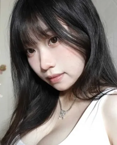 Daiyu photo 1, asian, slim, black hair, 166 cm, 47 kg, Large bust, Hong Kong