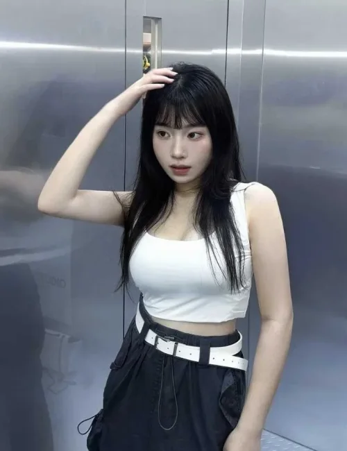 Daiyu photo 2, asian, slim, black hair, 166 cm, 47 kg, Large bust, Hong Kong