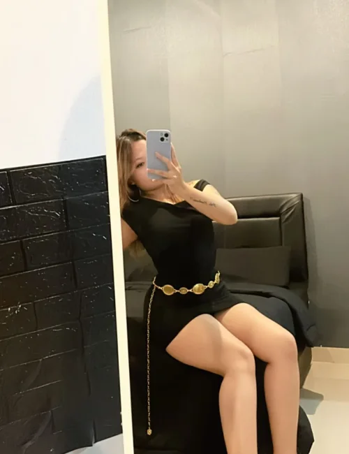 Ashila photo 2, asian, petite, blonde hair, 160 cm, 48 kg, Medium bust, Hong Kong