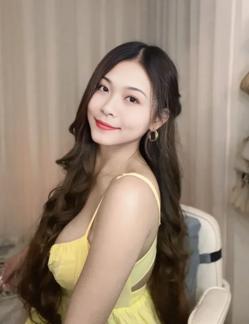 Cintyaa photo 2, asian, athletic, brunette, 166 cm, 51 kg, Large bust, Hong Kong