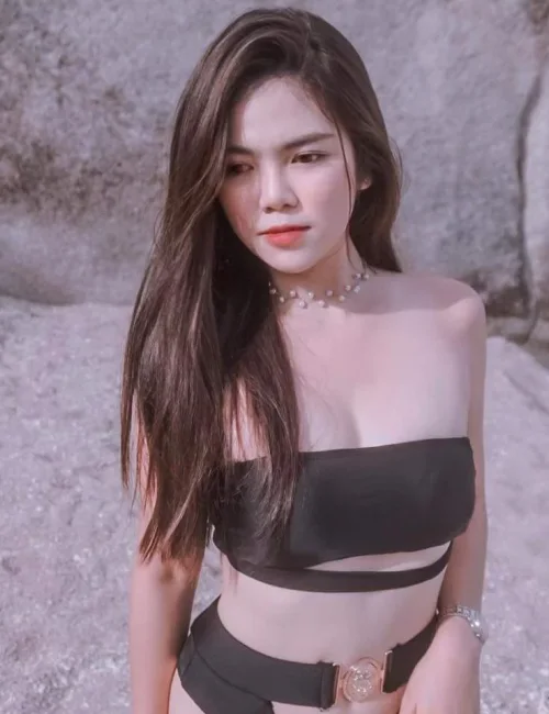 Selviana photo 4, asian, athletic, brunette, 172 cm, 55 kg, Medium bust, Hong Kong
