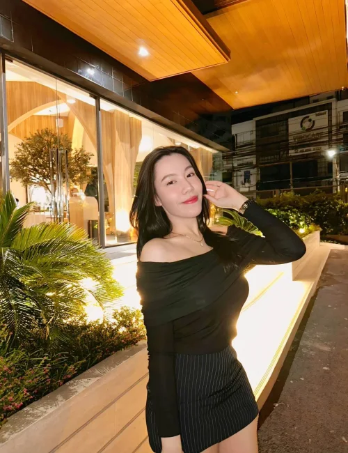 Bangkok Escort Girl photo 5, asian, athletic, black hair, 158 cm, 53 kg, Large bust, Hong Kong
