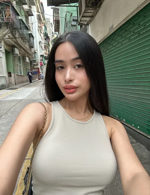 Aisha photo 6, asian, athletic, black hair, 164 cm, 55 kg, Large bust, Hong Kong