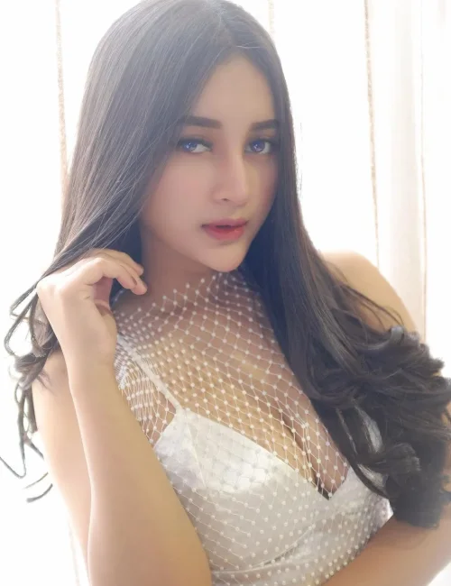 Lia photo 2, asian, slim, black hair, 159 cm, 46 kg, Medium bust, Hong Kong