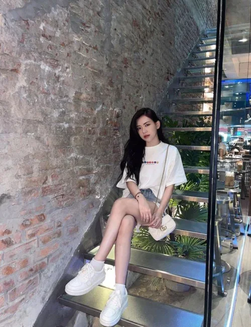 Indah Ria photo 6, asian, athletic, black hair, 163 cm, 52 kg, Small bust, Hong Kong