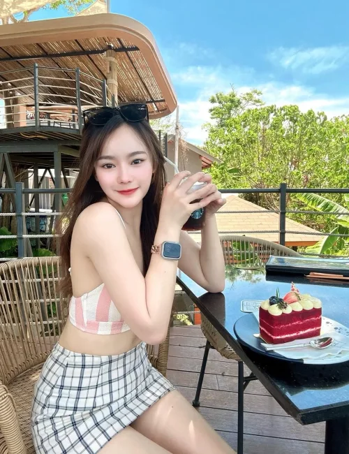 Audreyy photo 3, asian, slim, brunette, 166 cm, 50 kg, Small bust, Hong Kong
