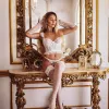 Yuna photo 2, european, slim, blonde hair, 167 cm, 49 kg, Large bust, Hong Kong