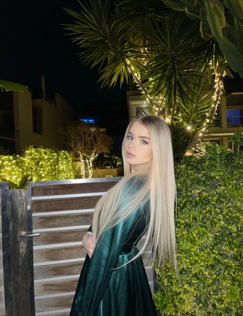 Barbara photo 10, european, athletic, blonde hair, 168 cm, 55 kg, Medium bust, Hong Kong