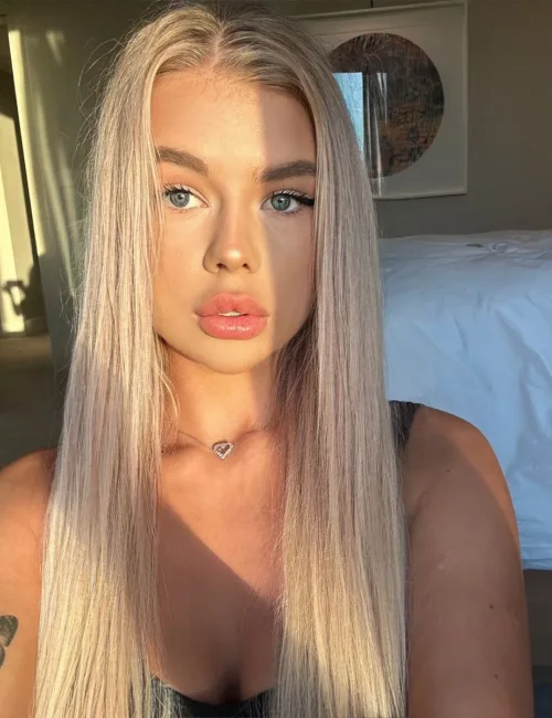Barbara photo 6, european, athletic, blonde hair, 168 cm, 55 kg, Medium bust, Hong Kong