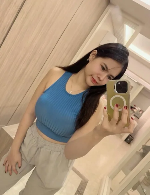 Cicilia photo 4, asian, petite, black hair, 155 cm, 48 kg, Large bust, Hong Kong