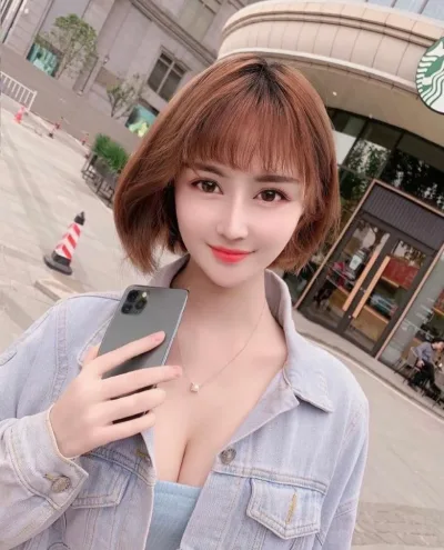 Anne photo 1, asian, athletic, brunette, 166 cm, 55 kg, Medium bust, Hong Kong