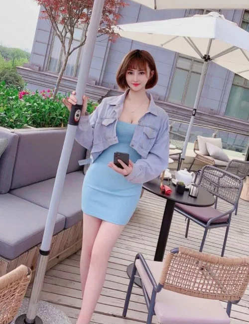 Anne photo 3, asian, athletic, brunette, 166 cm, 55 kg, Medium bust, Hong Kong